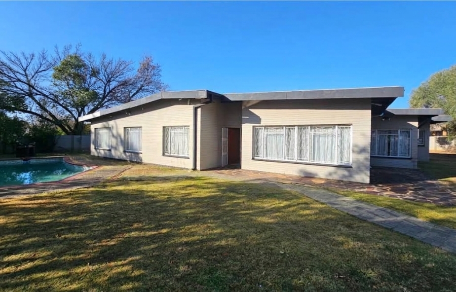 4 Bedroom Property for Sale in Brandwag Free State
